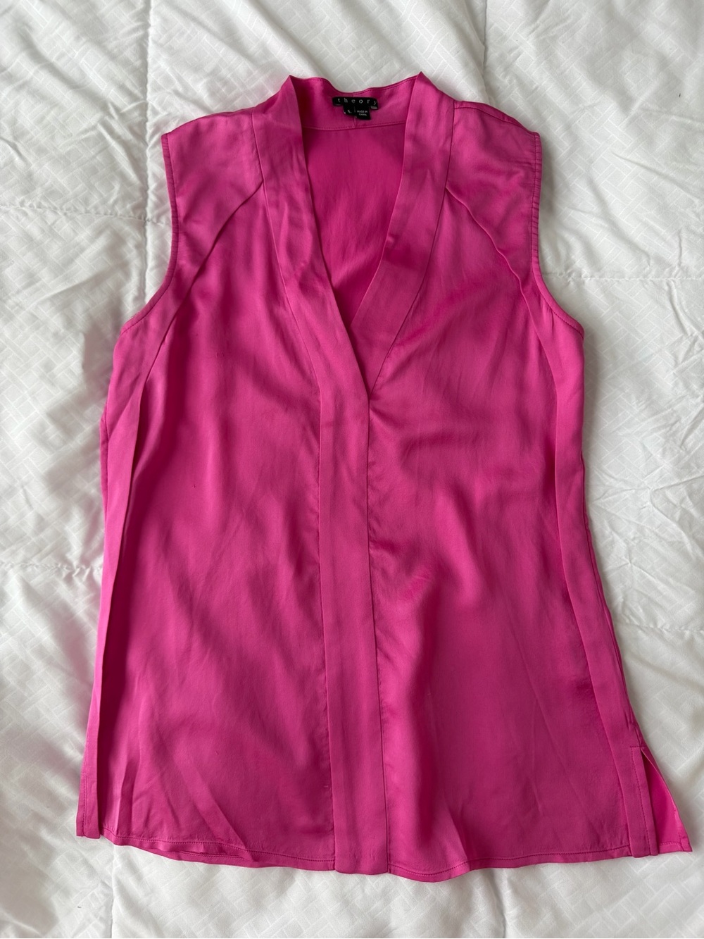 Theory 100% Silk Sleeveless Blouse Women’s S Hot Pink Magenta Business Office